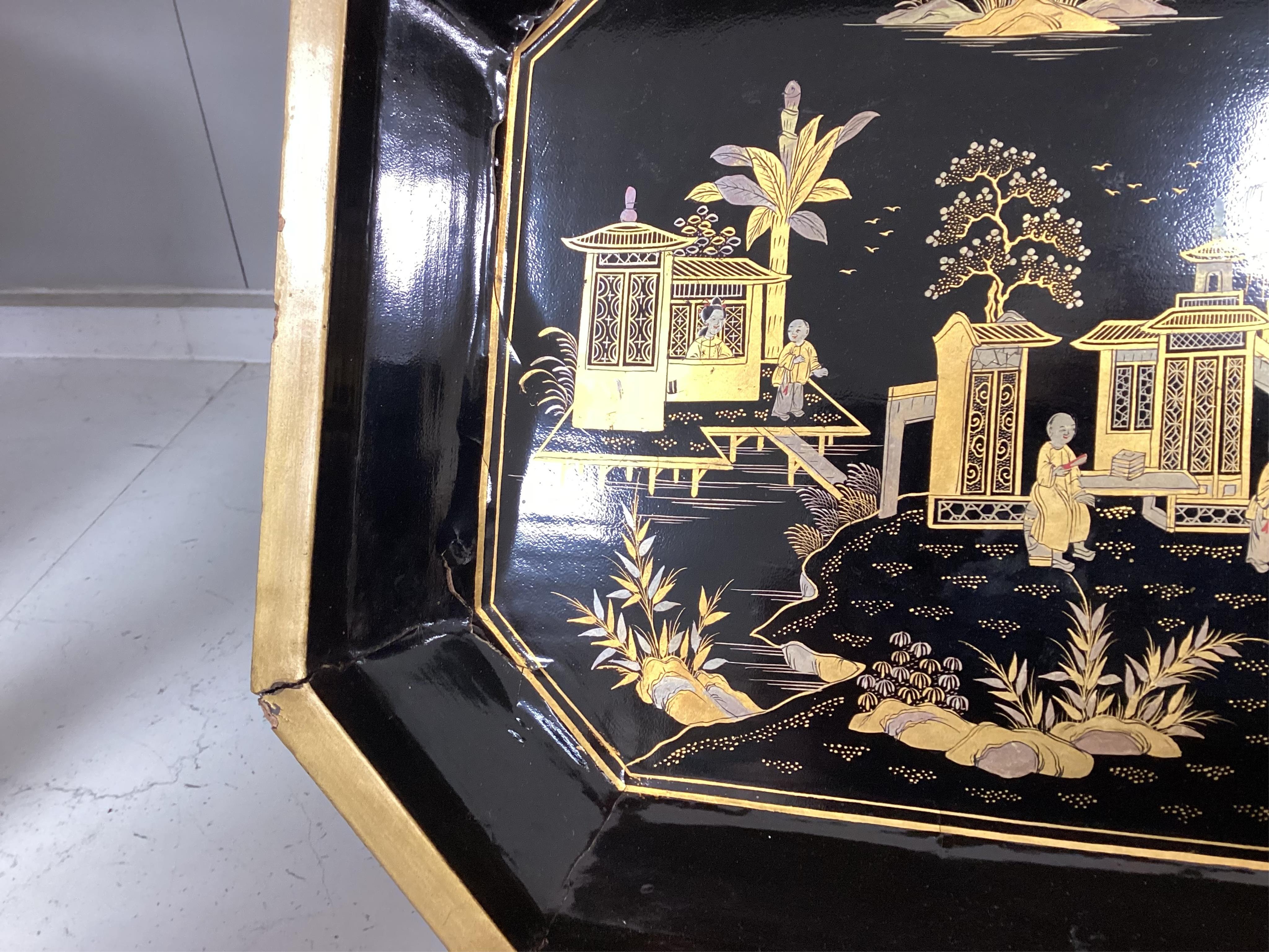 A Chinese export octagonal lacquered work box with fitted interior, 35cm wide
